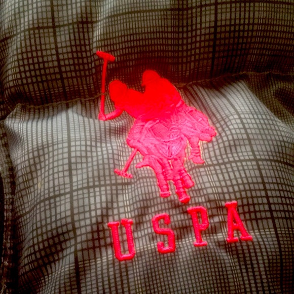 NWOT US Polo Assn Puffer Vest Black Quilted Full Zip Pockets Pink Logo NEW - Picture 8 of 8